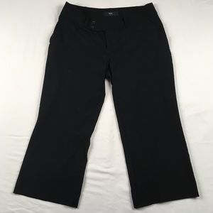 Mossimo Black Capris Women’s Size 2